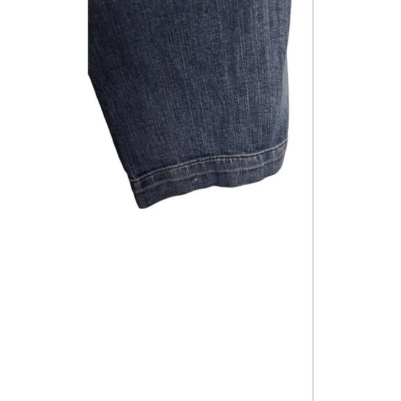 7 for all Mankind dojo Crop Size 28 - Picture 8 of 8